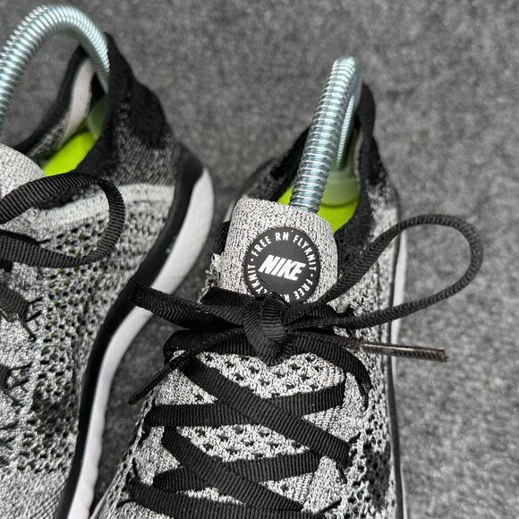 Nike Free Run Flyknit 2018 Running Shoes Women's Size 8 Black White Athletic - Picture 4 of 12